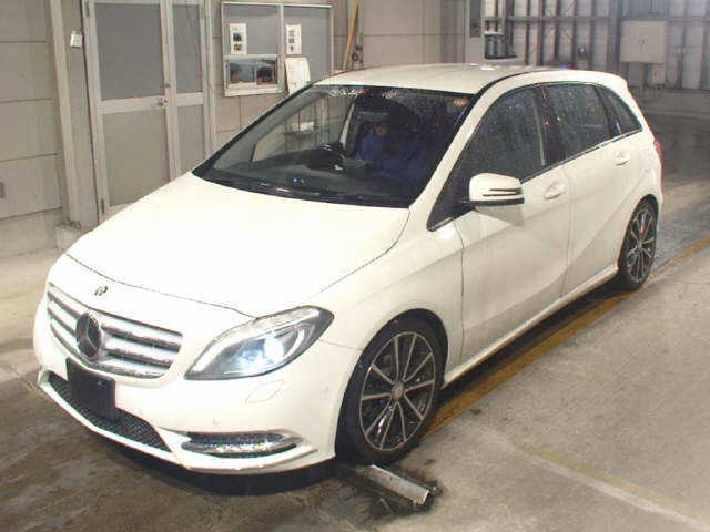MERCEDES-BENZ B-CLASS
