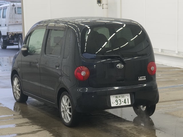 DAIHATSU MOVE LATTE