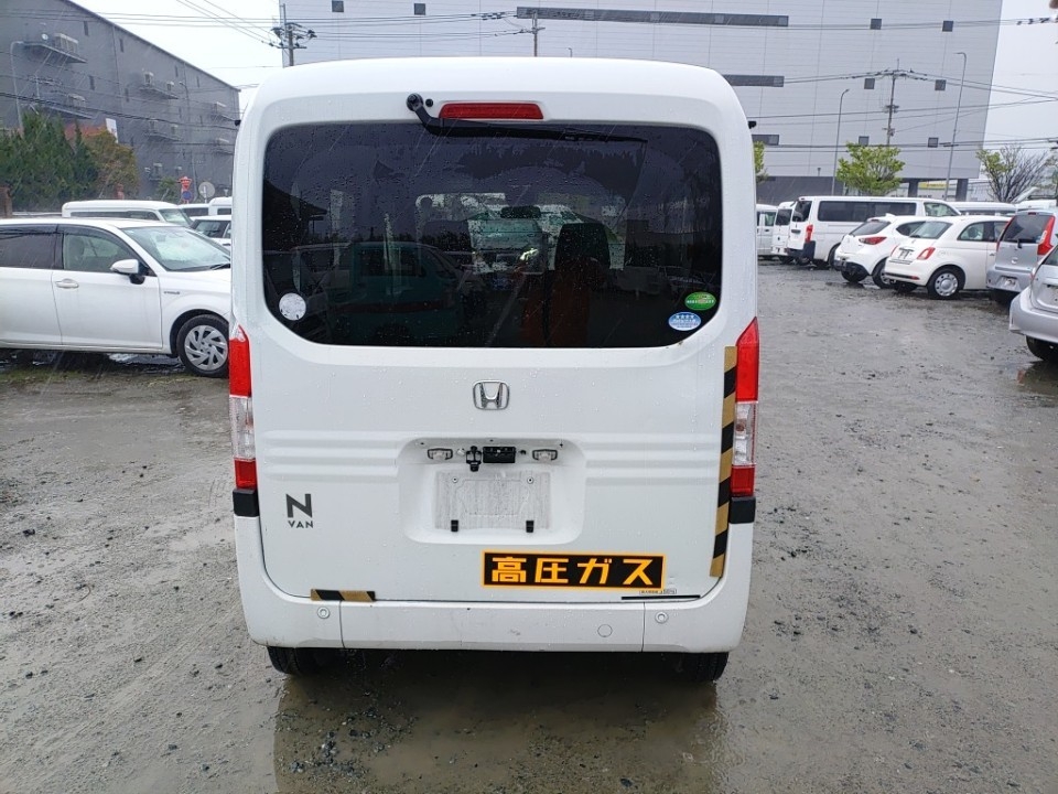 HONDA N-VAN