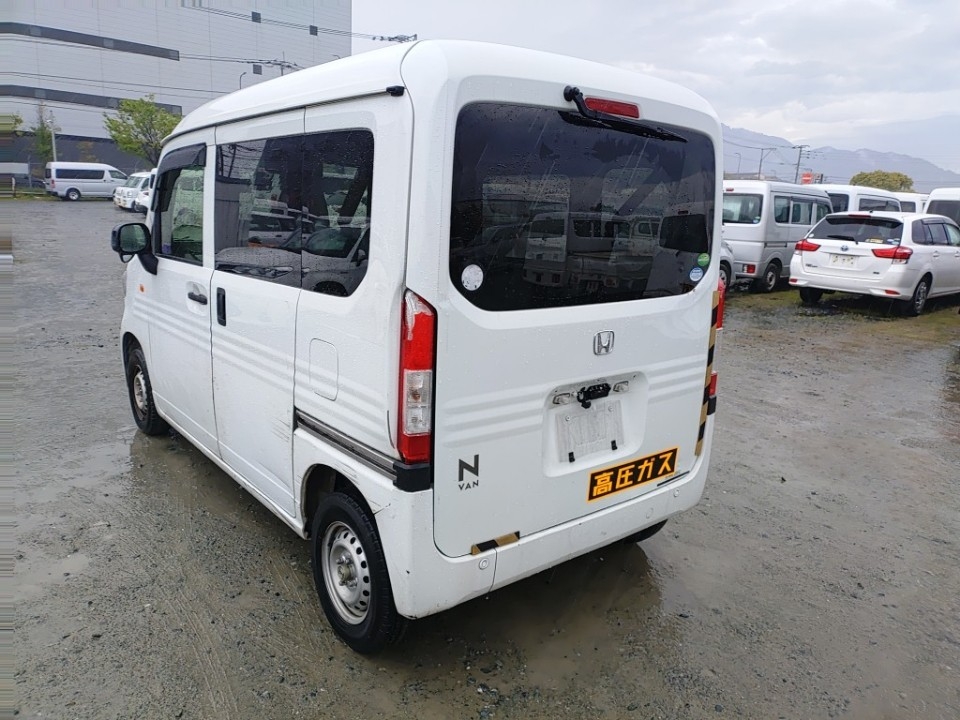 HONDA N-VAN