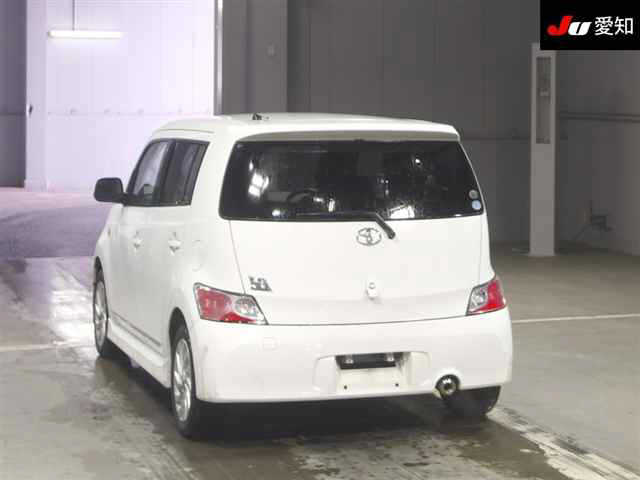 TOYOTA BB