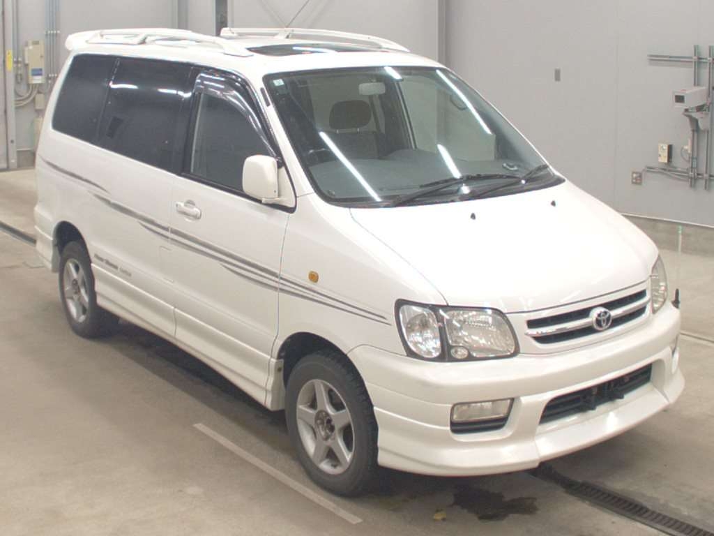 TOYOTA TOWN ACE NOAH