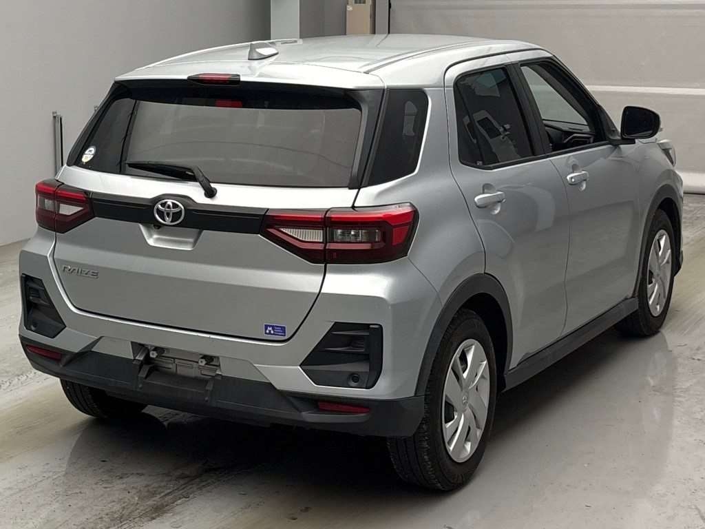 TOYOTA RAIZE