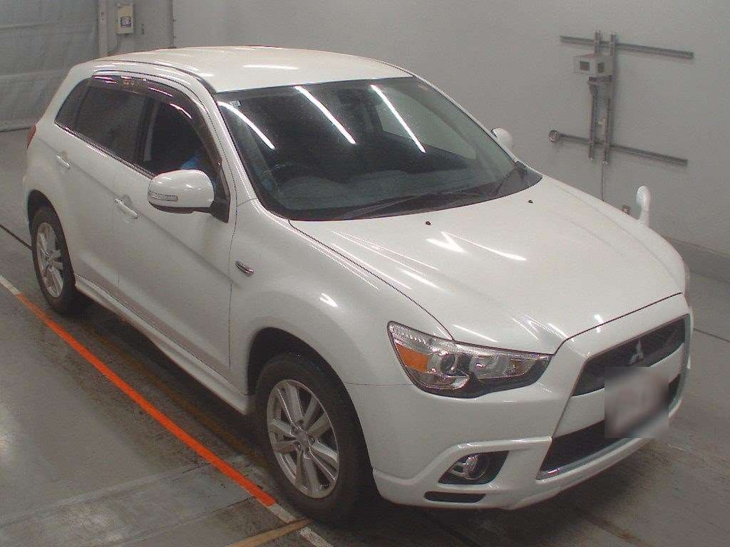 MITSUBISHI RVR