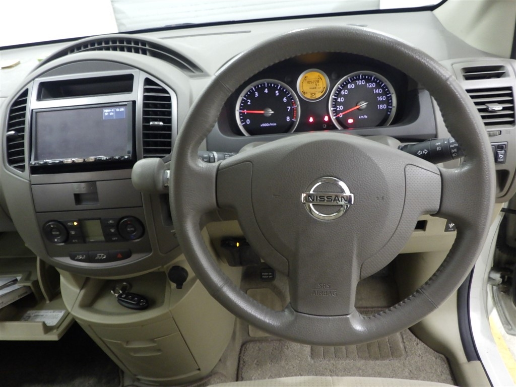 NISSAN LAFESTA