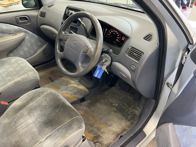 TOYOTA RAUM