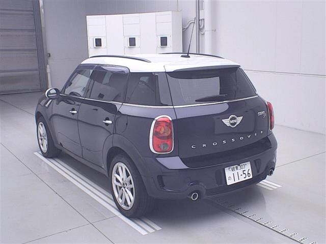 MINI CROSSOVER