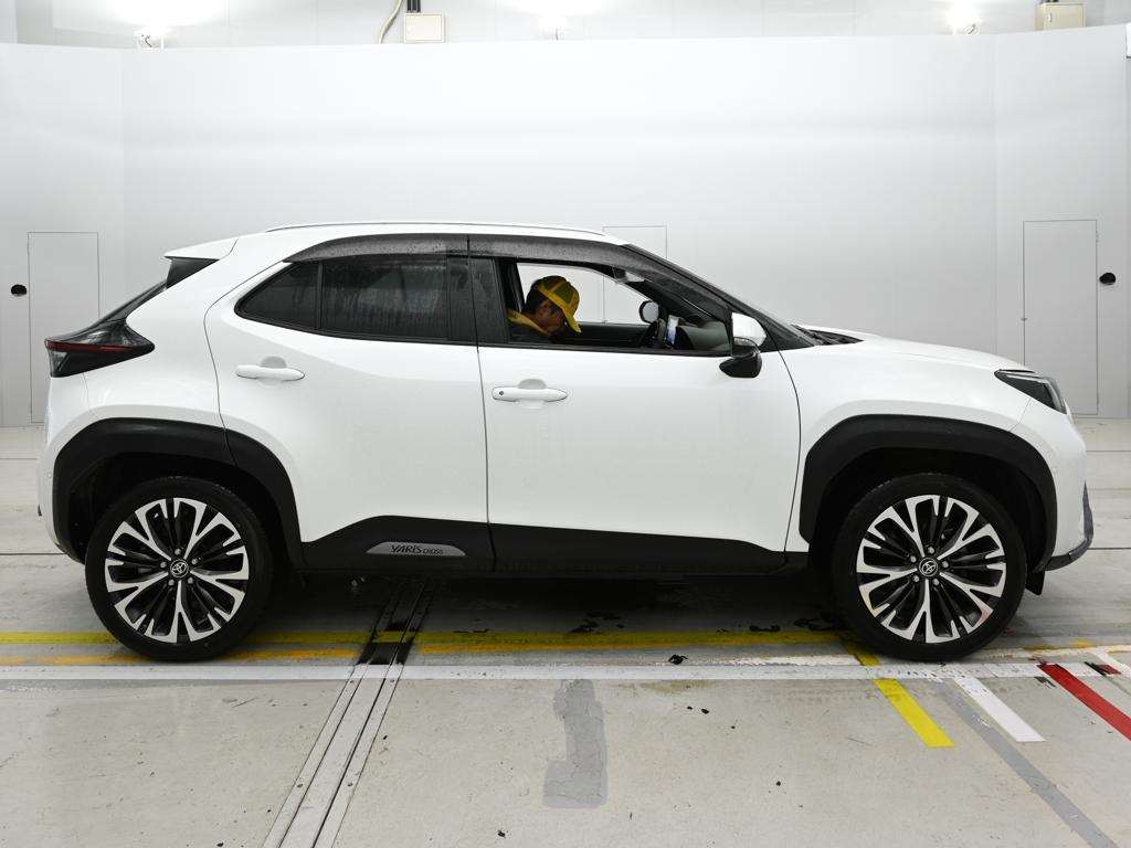 TOYOTA YARIS CROSS