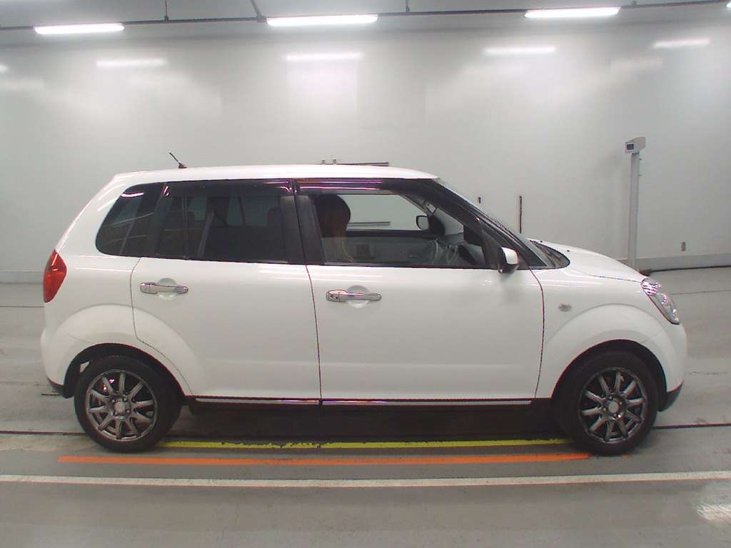 MAZDA VERISA