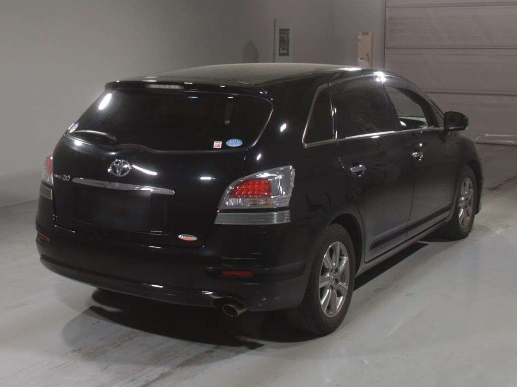 TOYOTA MARK X ZIO