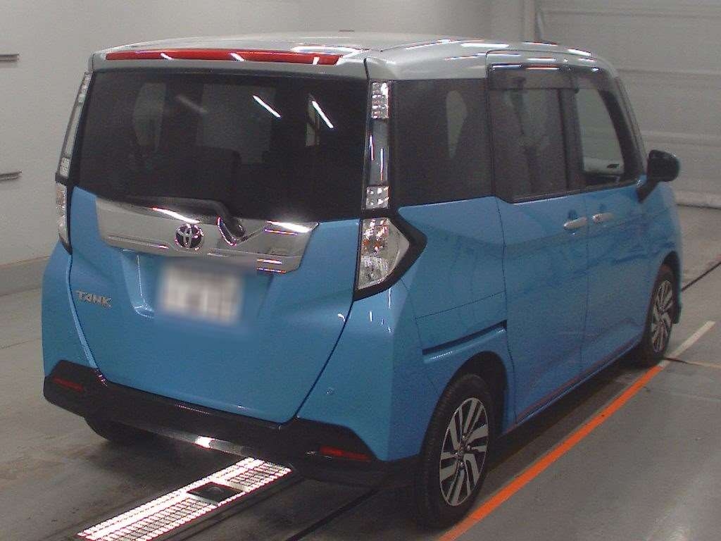 TOYOTA TANK