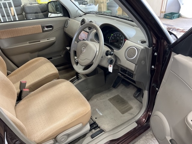 NISSAN PINO
