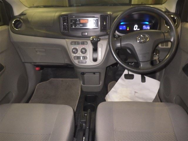TOYOTA PIXIS EPOCH