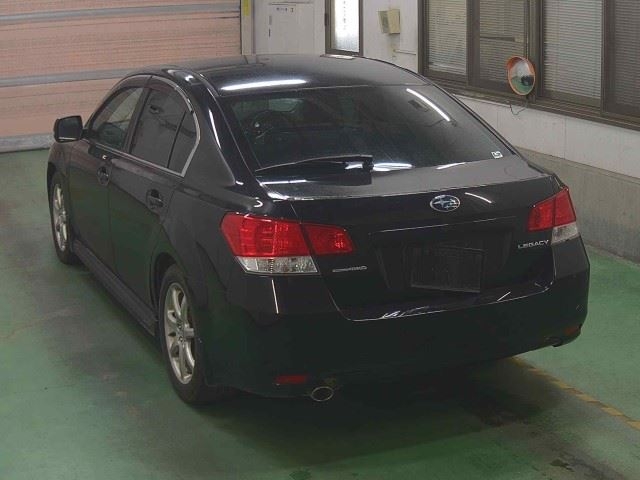 SUBARU LEGACY B4