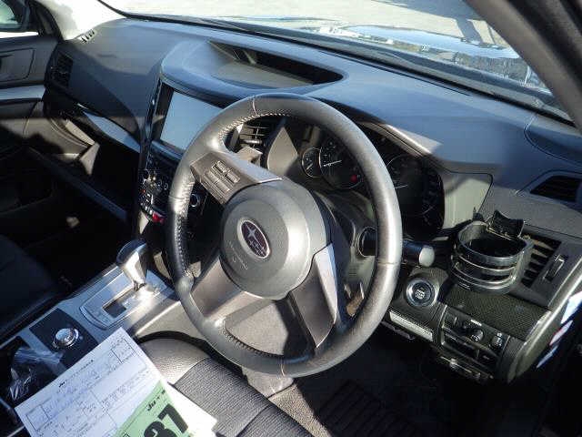 SUBARU LEGACY