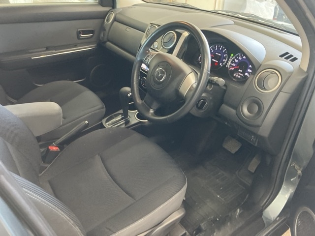 MAZDA VERISA