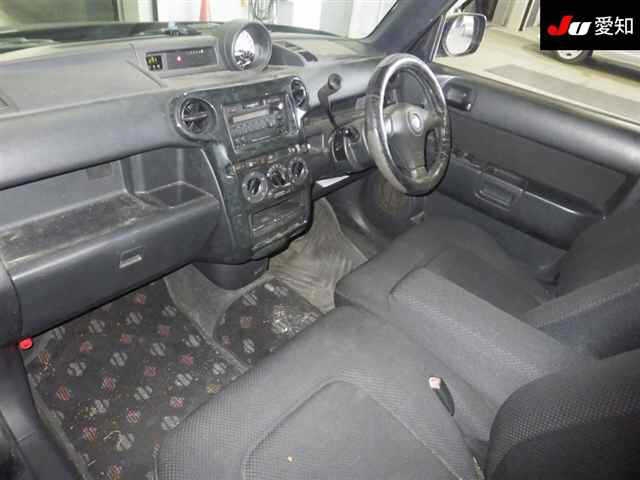 TOYOTA BB