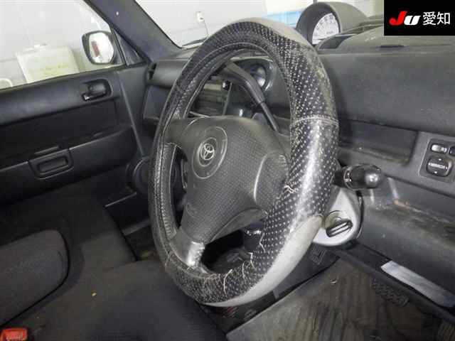 TOYOTA BB