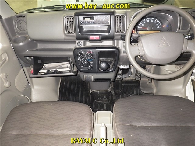 MITSUBISHI MINICAB