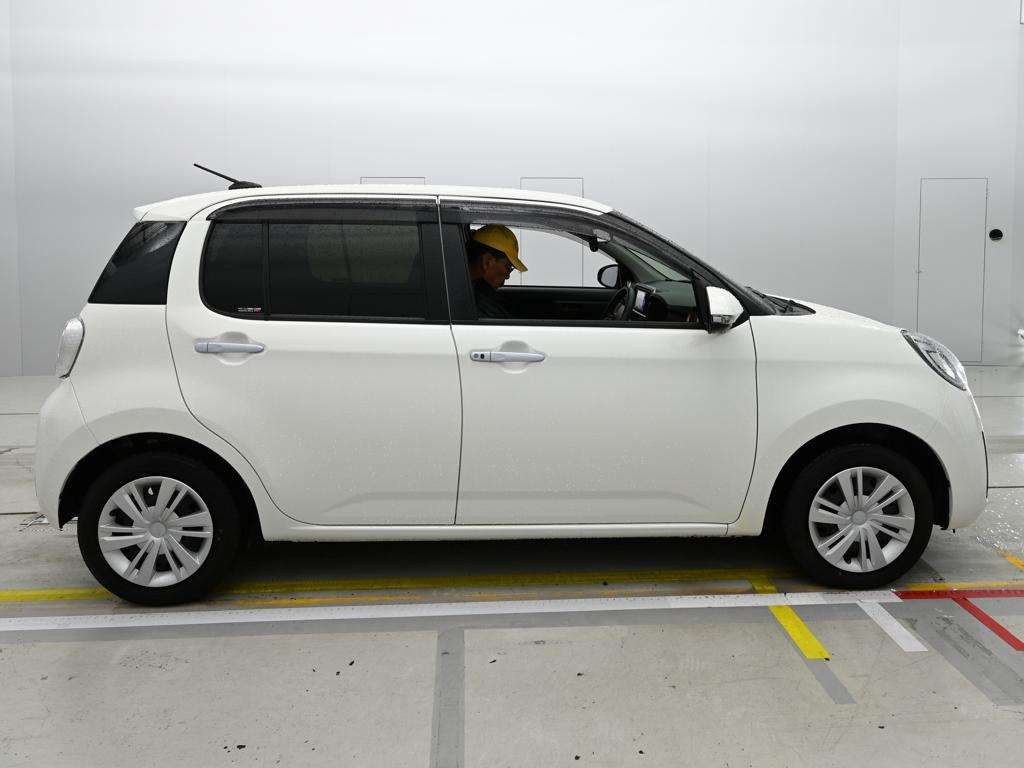 DAIHATSU BOON