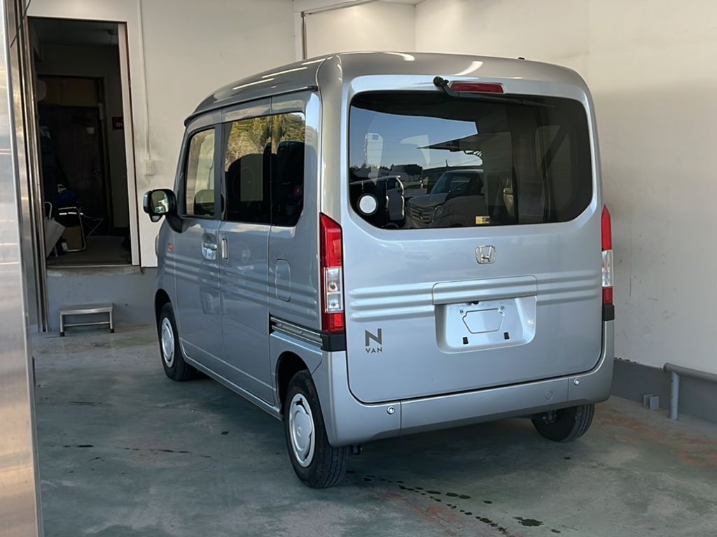 HONDA N-VAN