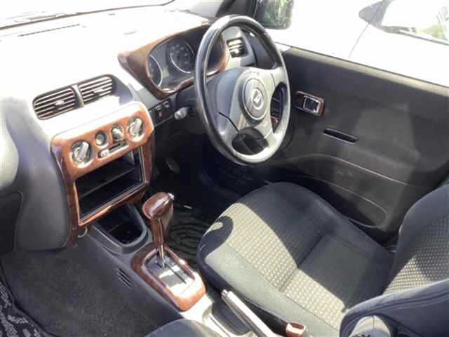DAIHATSU TERIOS KID