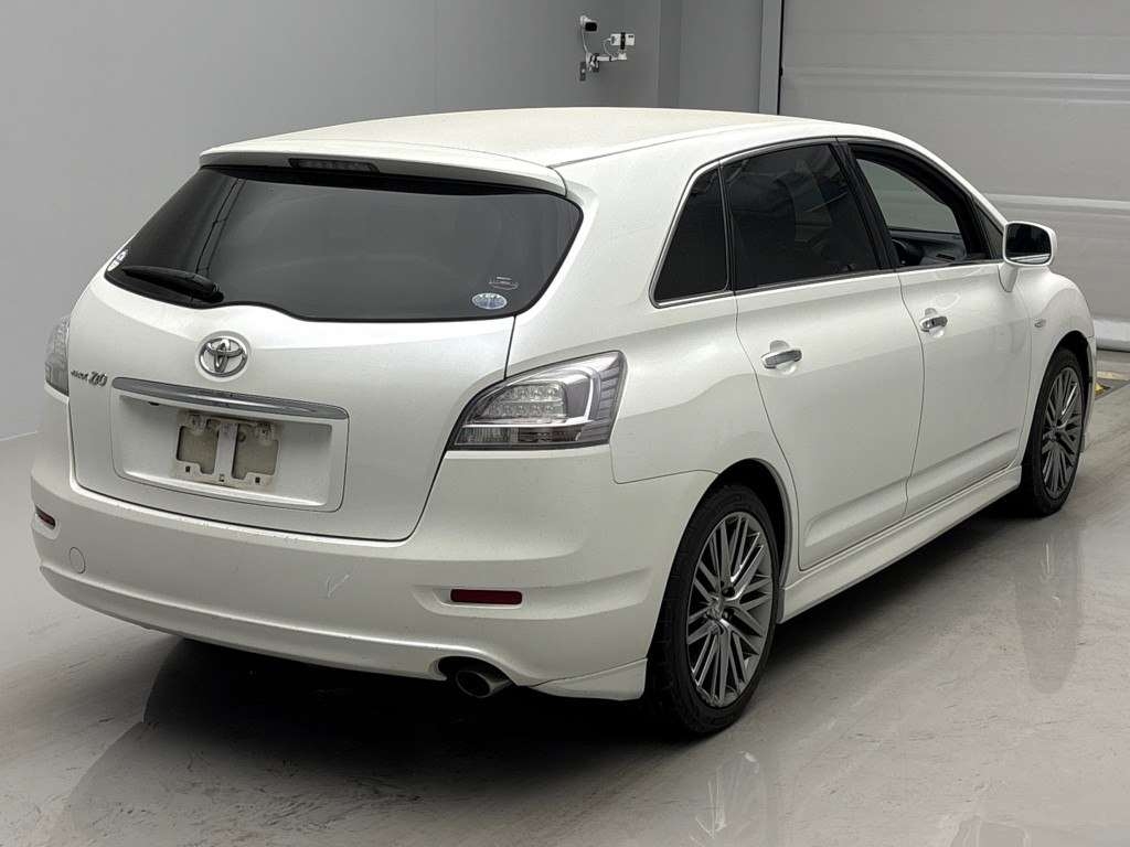 TOYOTA MARK X ZIO