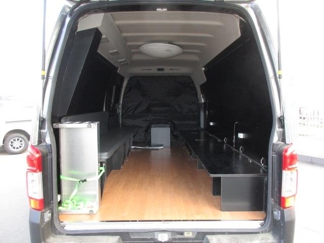 NISSAN NV350 CARAVAN