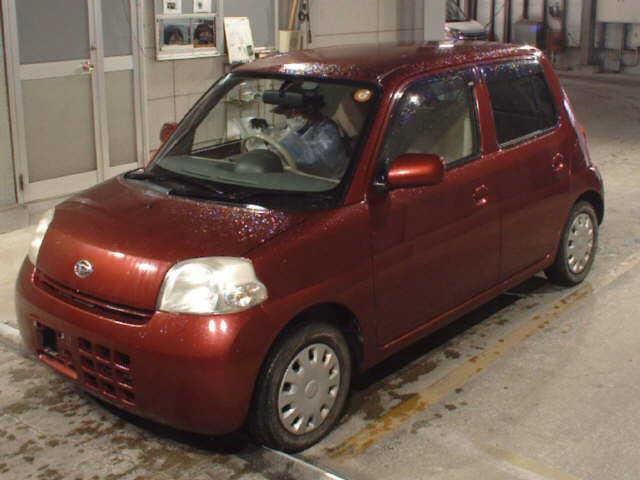 DAIHATSU ESSE
