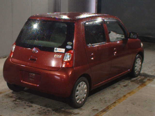 DAIHATSU ESSE