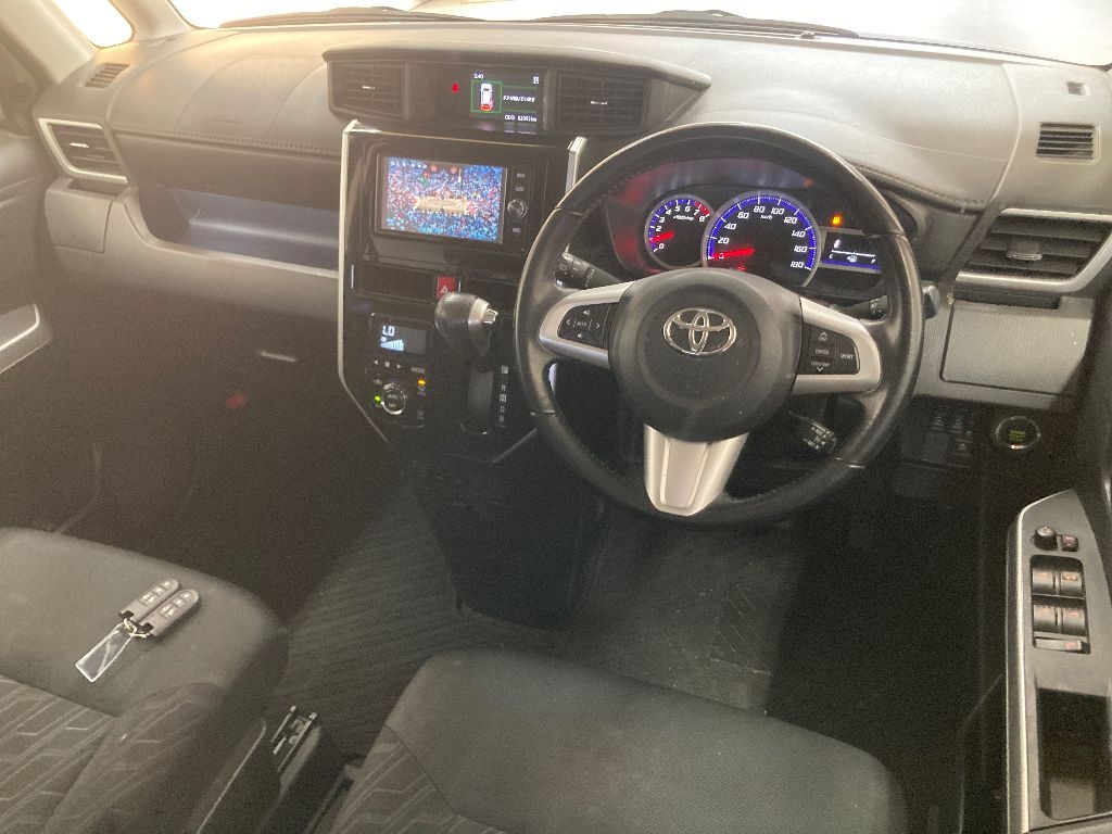 TOYOTA TANK