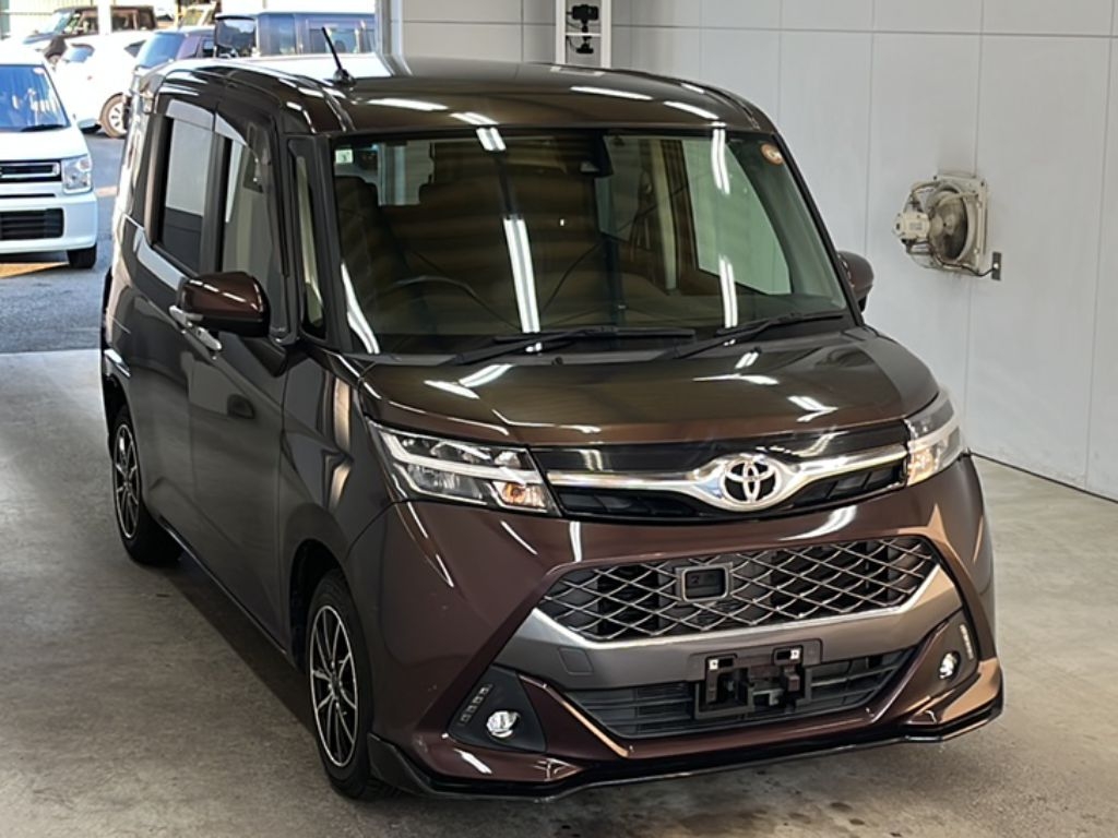 TOYOTA TANK