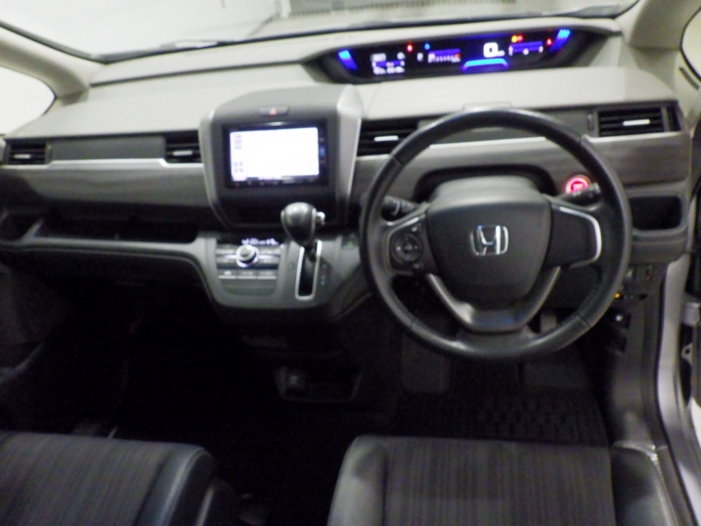 HONDA FREED+