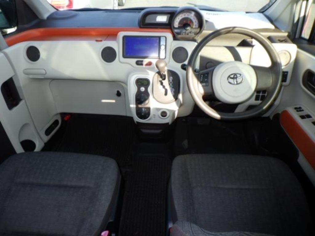 TOYOTA PORTE