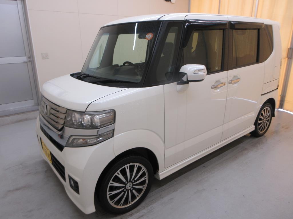 HONDA N-BOX
