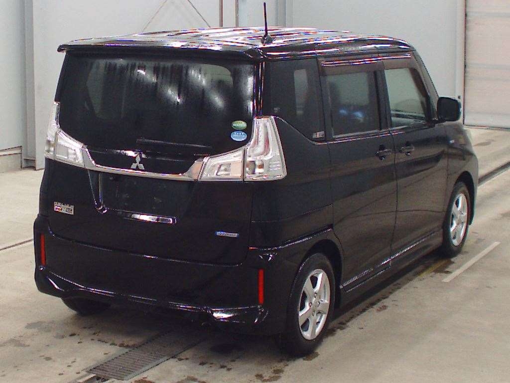 MITSUBISHI DELICA D:2