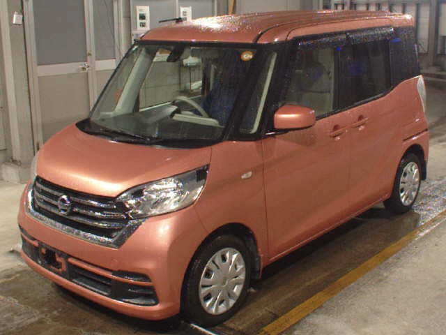 NISSAN DAYZ ROOX