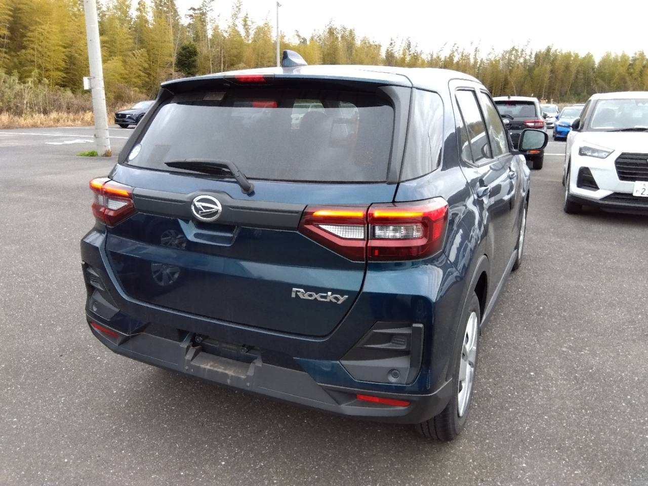 DAIHATSU ROCKY