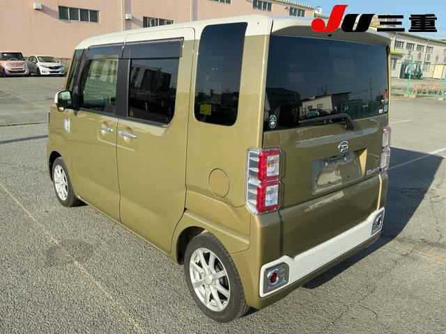 DAIHATSU WAKE