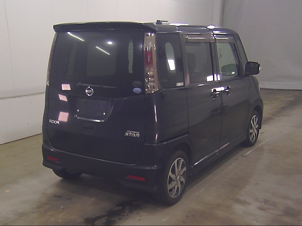 NISSAN ROOX