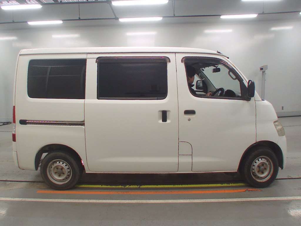 TOYOTA LITE ACE