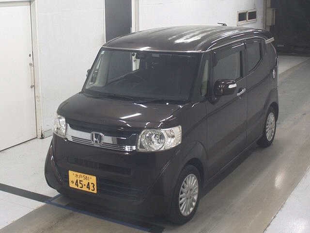 HONDA N-BOX SLASH