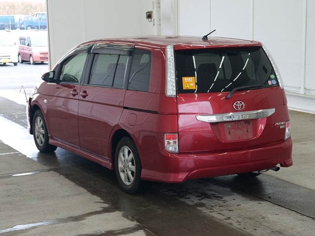 TOYOTA ISIS