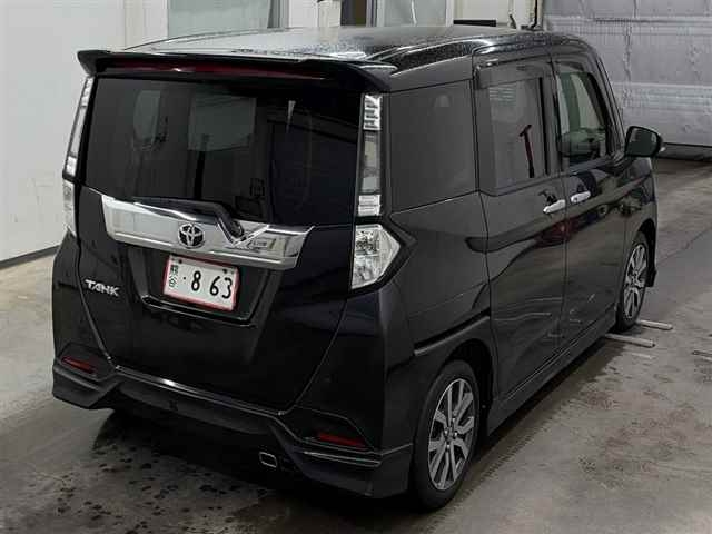 TOYOTA TANK