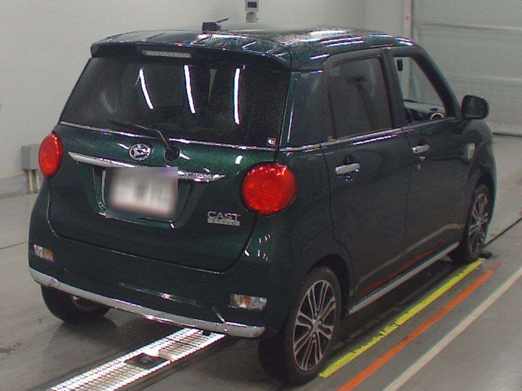 DAIHATSU CAST