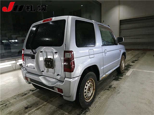MITSUBISHI PAJERO MINI