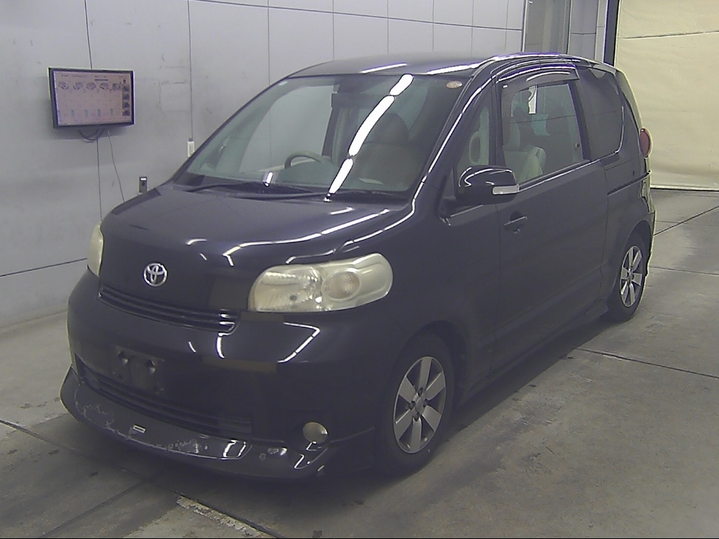 TOYOTA PORTE