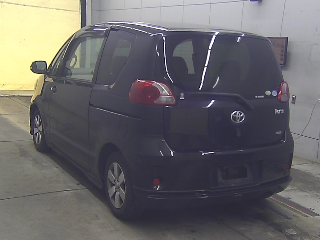 TOYOTA PORTE