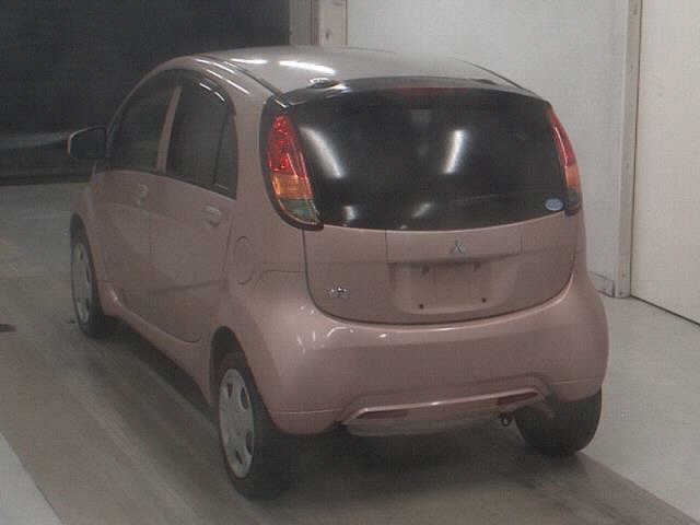 MITSUBISHI I