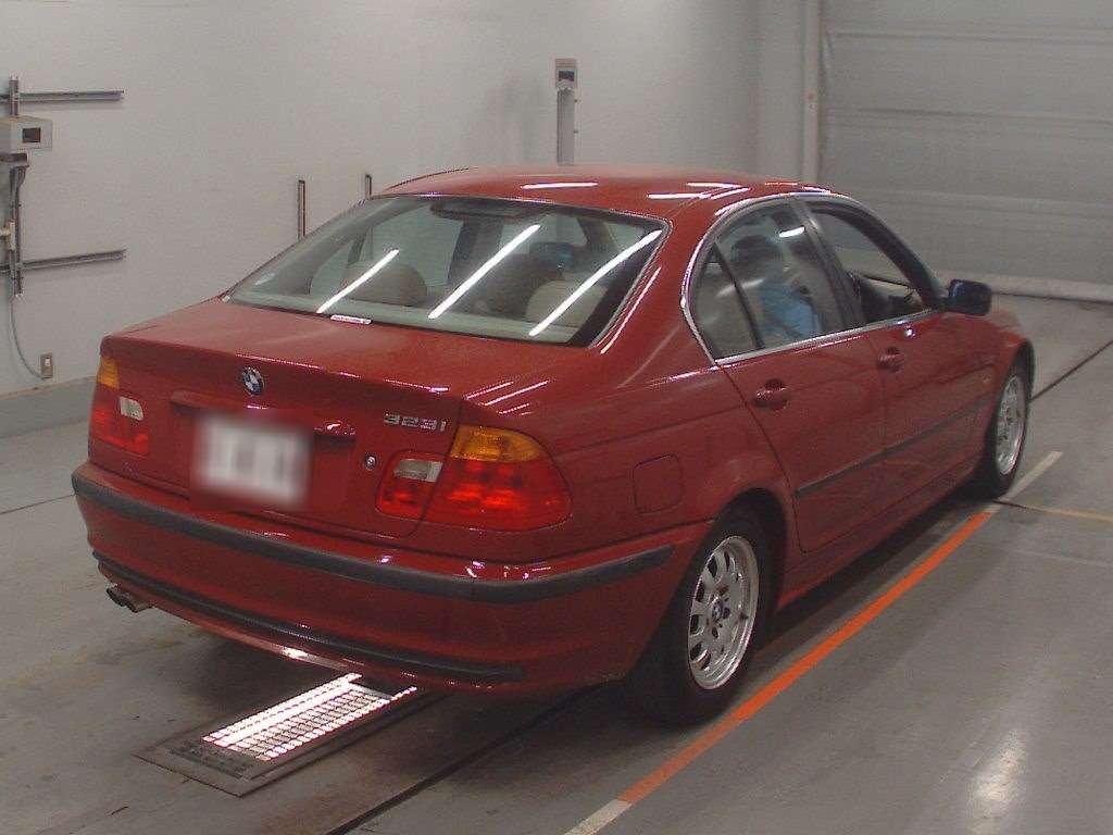 BMW 3-SERIES